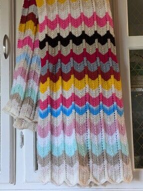 VTG Handmade Super Soft Striped Chevron Knit Sweater - Multicolor